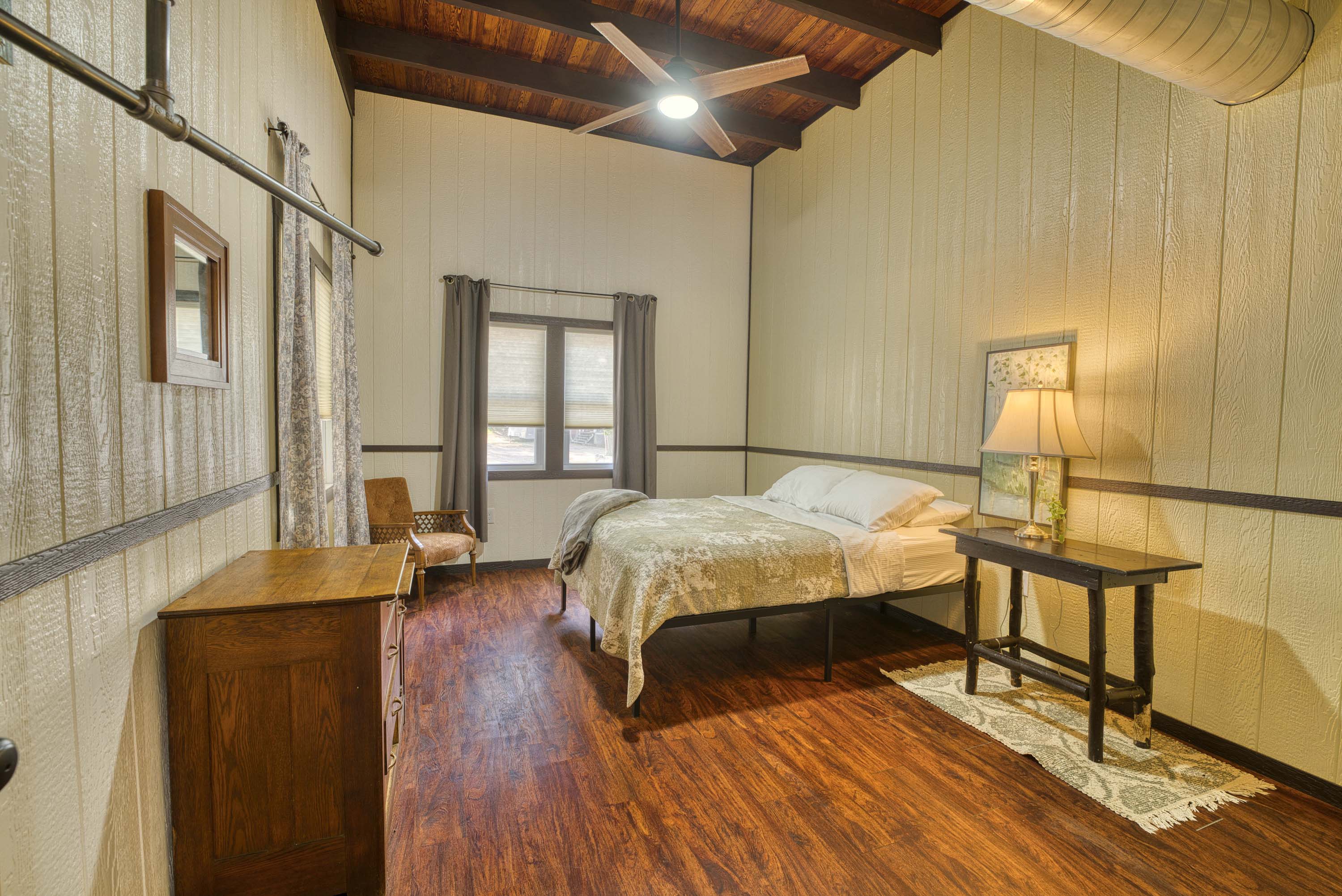 rental photo