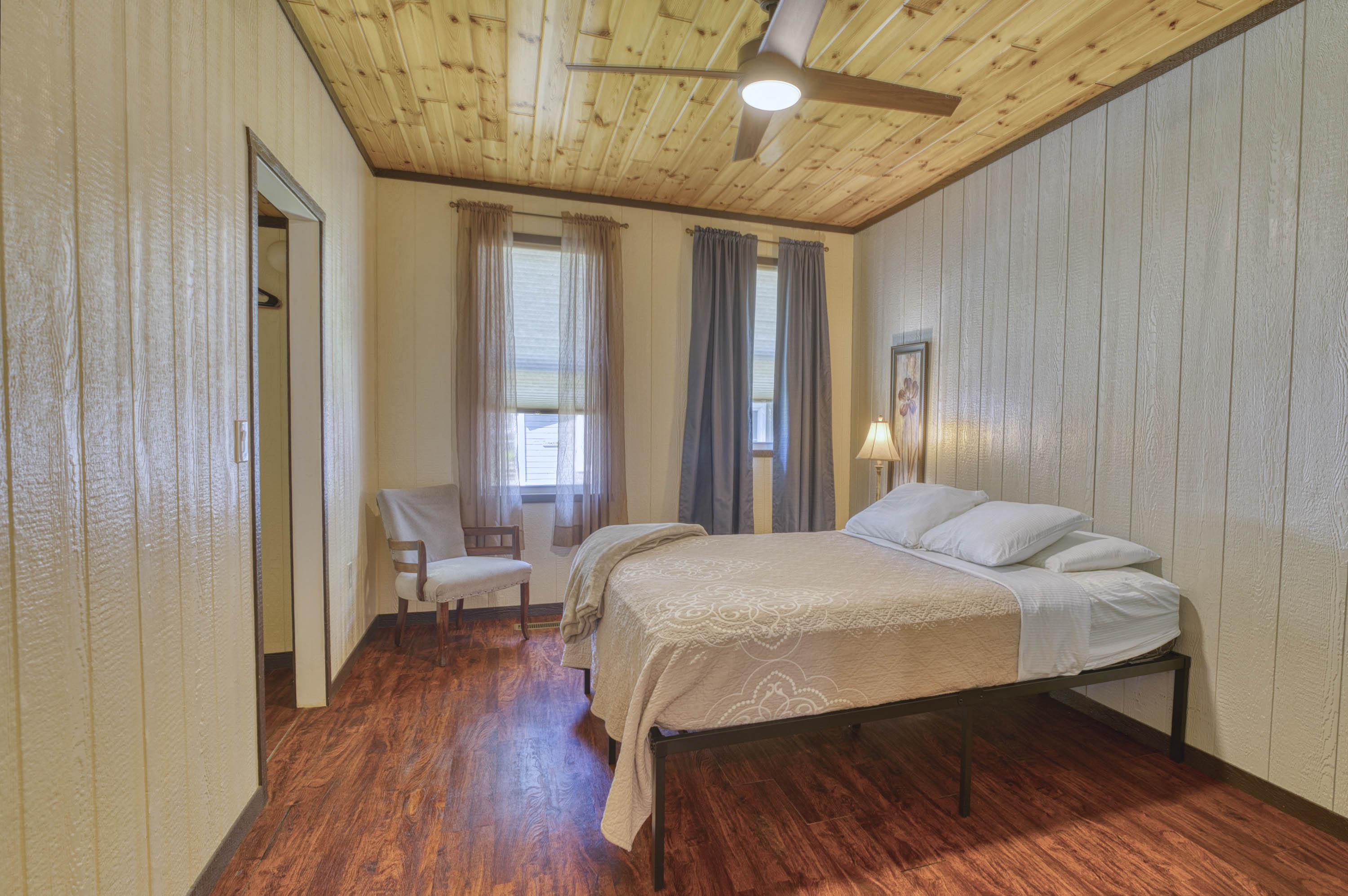 rental photo