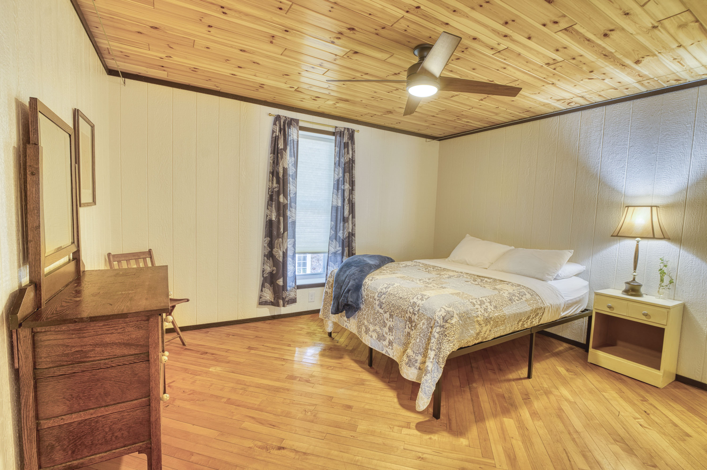 rental photo