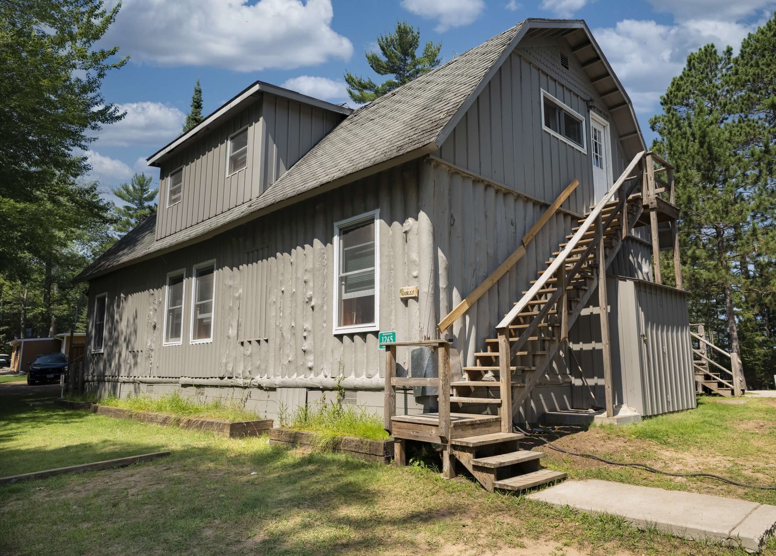 rental photo