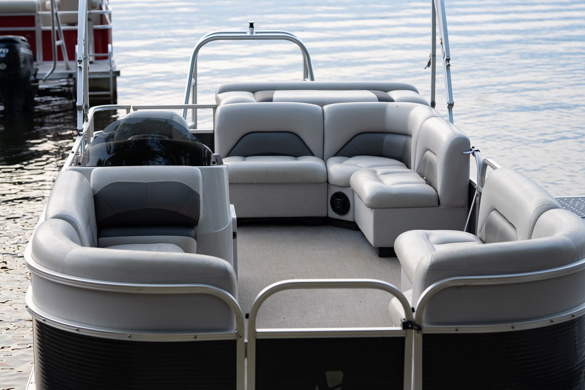 The Long Pontoon
